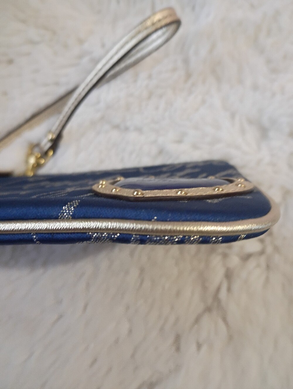 Coach BNWT Navy Blue and Gold Script Wristlet Clutch - Picture 7 of 10